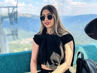 Streamate Adult Webcam of RoseDiamond18