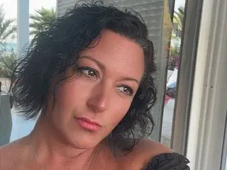 Streamate Free Porn Cam of Sasha_B22