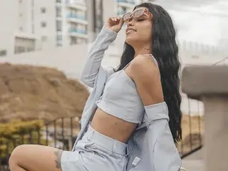 Streamate Nude Webcam of Emmasomerhalder