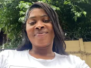 Streamate Free Live Porn of SWEETPEACHES21