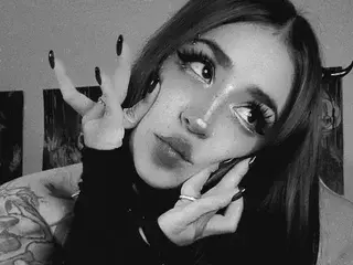 Streamate Free Porn Cam of EvilDanielle30