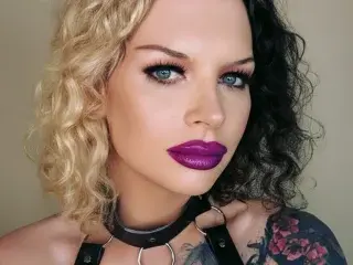 Streamate Free Porn Cam of MissAliceBlack