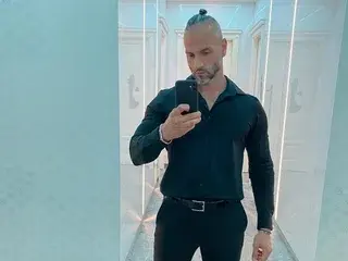 Streamate Live Sex Cam of MarisMuscle