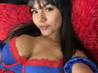 Streamate Live Sex Cam of Julieta_Goddess