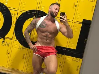 Streamate Best live sex cam show of Delessandro_woorld