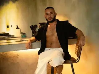 Streamate Nude Webcam of CHRISTIANHADID