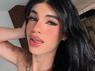 Streamate Free Porn Cam of KirbyCarrington