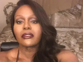 Streamate Live Sex of les_bains69