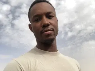 Streamate Live Sex Cam of midnightdanseur
