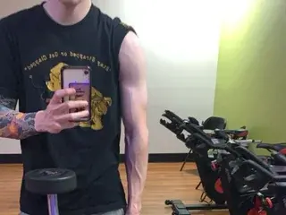 Streamate Adult Webcams of Joeyy99
