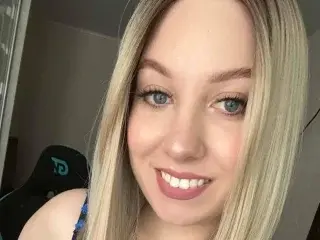 Streamate Best live sex cam show of Luna_Gaze