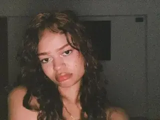 Streamate Watch Live Sex Cams of Kimm_Smith
