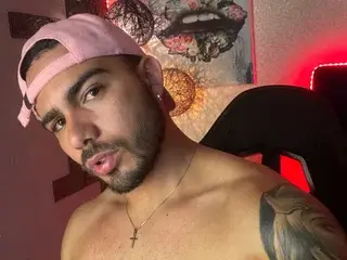 Streamate Adult Webcams of hairyboyx