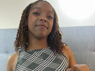 Streamate Live Sex of SerenaBabe18x