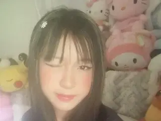 Streamate Adult Webcams of cuteshycat21