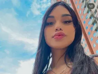 Streamate Free Porn Cam of Alejadolly
