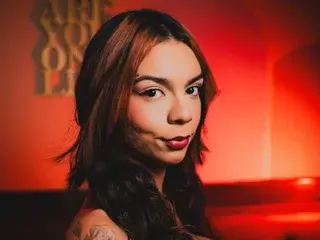 Streamate Live Sex Cam of CaeliThalyana22