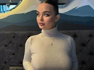 Streamate Live Porn of StarStormy