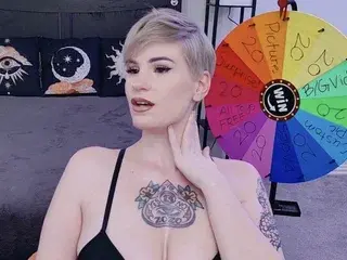 Streamate Free Porn Cam of SilveraStrain