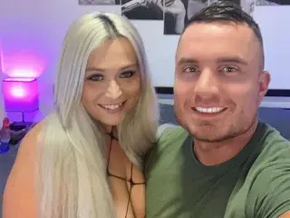 Streamate Sex Chat of SweetClover77