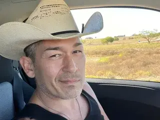 Streamate Watch Live Sex Cams of CountryJoe