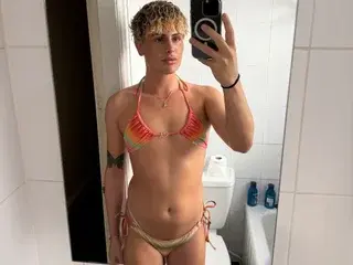 Streamate Sex Chat of gypsybrowngirl