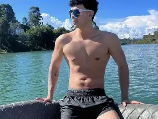 Streamate Nude Webcam of JustinMorre