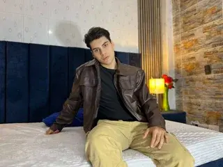Streamate Live Sex Cam of JhonyRiver
