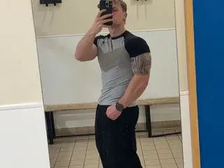 Streamate Free Porn Cam of Athleticman56