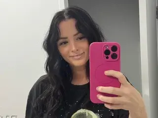 Streamate Best live sex cam show of sadiessecrets