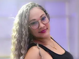 Streamate Best live sex cam show of SamiraLennox
