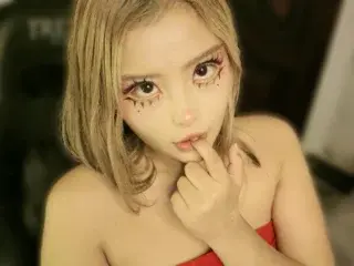 Streamate Adult Webcams of Tinie_Sofiaa