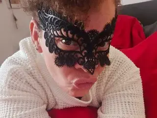 Streamate Free Live Porn of Dezertvyxen