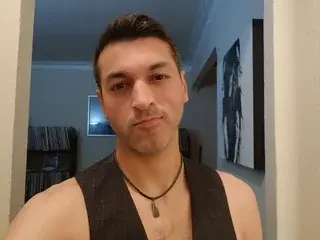 Streamate Free Live Porn of RioMorado31