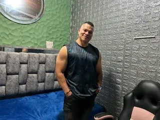 Streamate Private Sex Chat of TyleerScott