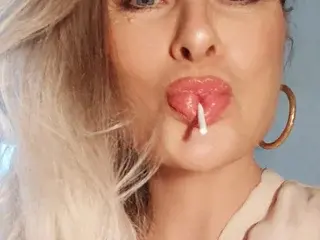 Streamate Best live sex cam show of SasaZaric