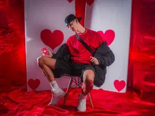 Streamate Free Porn Cam of JeanKarlo_Leone