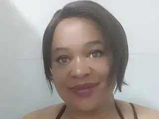 Streamate Free Porn Cam of BUSTYQUEEN30