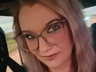 Streamate Live Porn of NinaNicoleRoyale