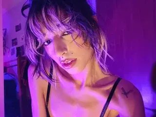 Streamate Free Porn Cam of Theevae19