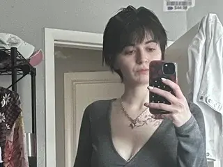 Streamate Nude Webcam of Moanalyssa