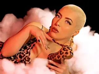 Streamate Live Porn of CaamilaChain