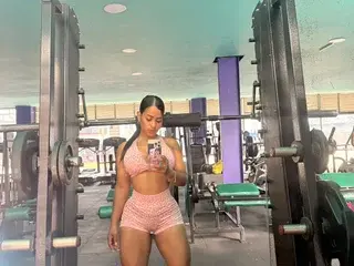 Streamate Free Live Porn of AlishaCox