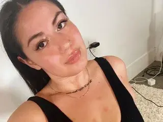 Streamate Adult Webcam of AnnaGloss