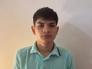 Streamate Nude Webcam of Andyloverhard