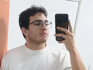 Streamate Watch Live Sex Cams of DYLAN_SOLER