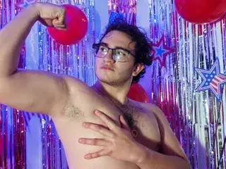Streamate Adult Webcams of DYLAN_SOLER