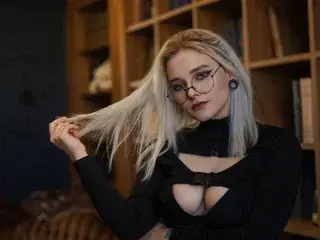 Streamate Nude Webcam of Xinsea