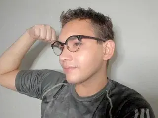 Streamate Live Sex of zackchandler