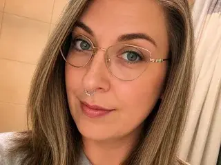 Streamate Adult Webcam of PussyCupcake
